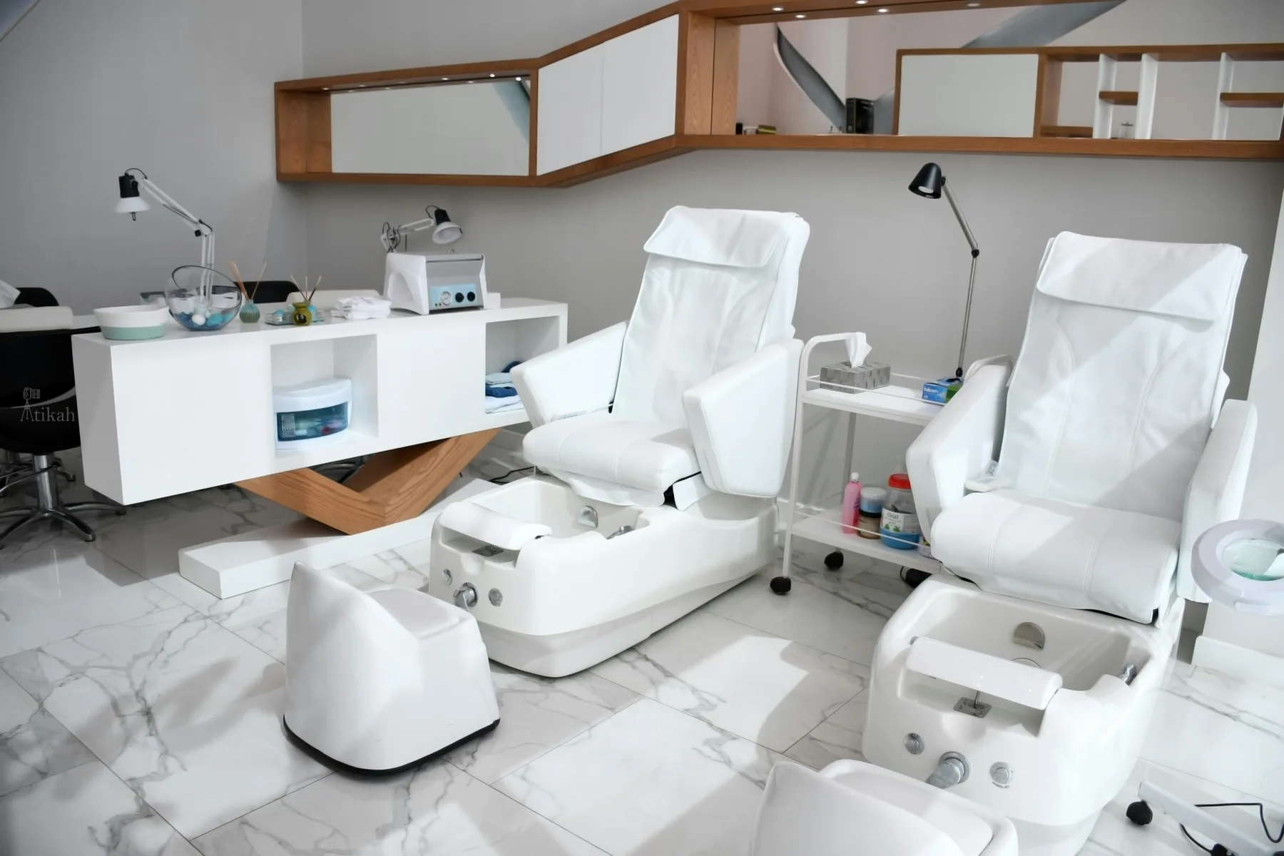 Salon pedicure chairs and beauty equipment